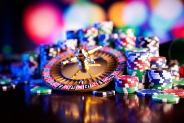 Live Sakong dealer table on menara4d link showing three-card deal and real-time player positions